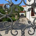 Hacienda Mia Extra
