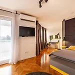 Apartment Da