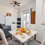 Ibeach By Rok Apartment