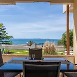 Family Friendly Seaside Apartments Vir - 22115