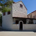 Villa Nauta