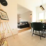 Tija Apartment
