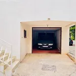 Sea Breeze Apartments