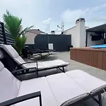 Rooftop Apartment Iadera