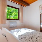 2 Bedroom Lovely Apartment In Krusevo