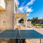 Villa Maslina
