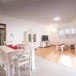 Sandrina Residences