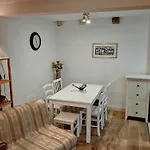 Old Town E Apartments