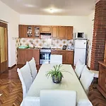 Apartment Ana - Big350 By Interhome