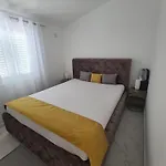 Apartmani Ruzmarin