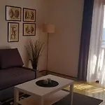 Apartment Mima With Sea View