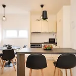 Apartment Milo