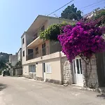 Guest House Matana