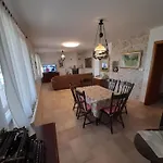 Villa Jaz