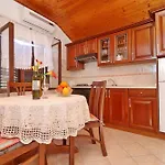 Apartments Peselj