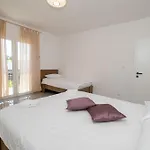 Apartments Zora