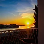 Apartments Tayra
