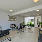 Palm Tree Apartments