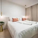 Cascade Luxury Apartments
