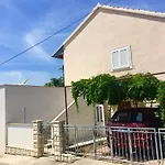 Apartments Grgas - Vrsi Mulo