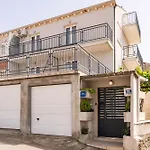 Apartments Marivo Lapad