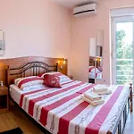 Apartments Smokvica