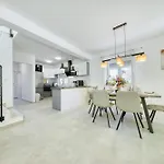 Villa Gabi With Heated Pool