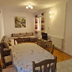 Apartments Veni Up