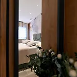 Apartments And Rooms Nekic