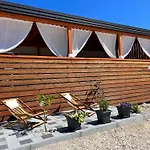 Green Turtle - Lovely, Brand New Holiday Home Near The Sea