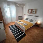 Apartments Mircek