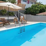 Beautiful Apartment In Trpanj With House Sea View