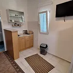 4 Adriatic Apartment Pag