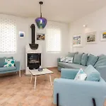 3 Bedroom Pet Friendly Home In Zman