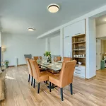 Crowonder Apartaments Lucija