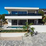 Villa Petra With Private Pool
