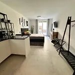 Komarna Coastal Retreat With Sea Views - Studio-04