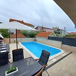 Ryanair'S Family Villa With Pool Zadar