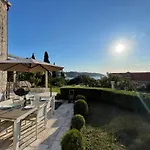 Charming Sea View 