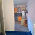 Apartmani Ankica Dekovici Bb