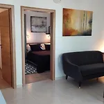 Nette Wohnung In Drage Mit Garten, Terrasse Und Grill