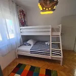 Lelo Apartment With Jacuzzi And Free Parking
