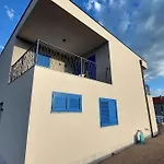 Holiday Home Mak