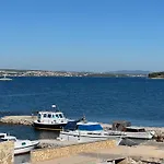 Villa Isola