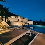 Newly Renovated Stone Villa Smokvica 1892