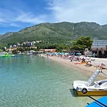 Sea Star Apartment