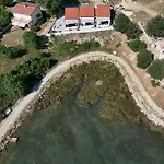 House Ivana With Jacuzzi