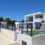 Apartments Strkalj Sukosan