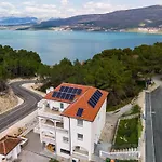 Guest House Stipanovi Dvori