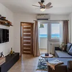Apartments By The Sea Vir - 23437